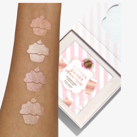 Beauty Bakery Cotton Candy Champagne Blushlighter Palette - Picture 5 of 6